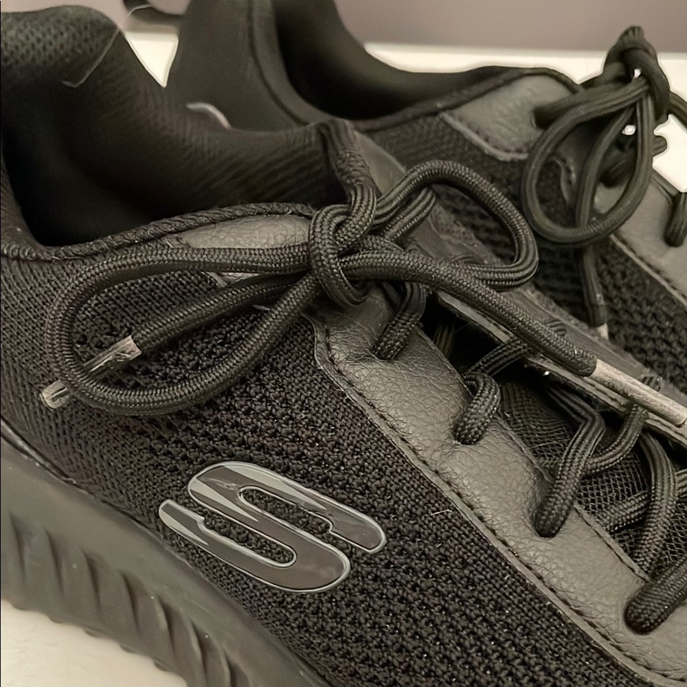 Skechers Black Athletic Shoes Breathable Mesh Design - Picture 4 of 8